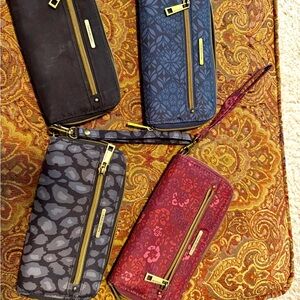 Stylish Zip-Around Wallet Set